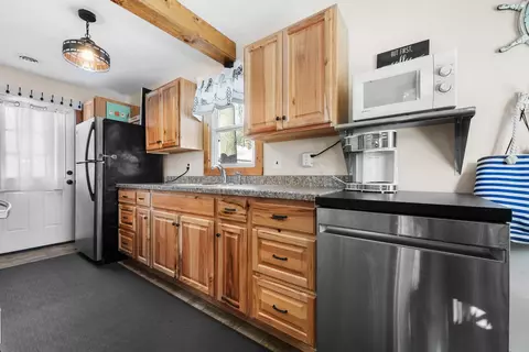 112 Taylor Ave, Roscommon, MI 48653 photo 10