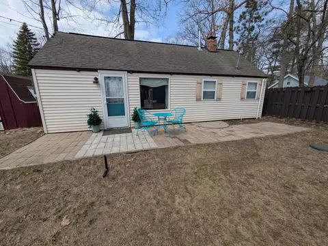 114 Taylor Ave UNIT A, Roscommon, MI 48653