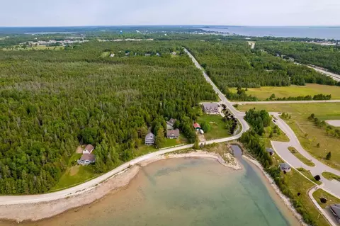 50 Densmore Drive St Ignace Mi 49781 Dr, St. Ignace, MI 49781