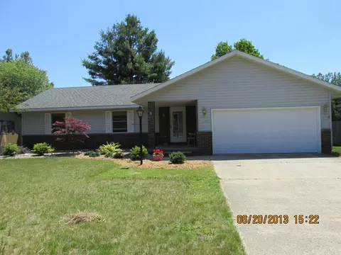 135 Roberta Drive Drive Tawas City Mi 48763 Dr, Tawas City, MI 48763