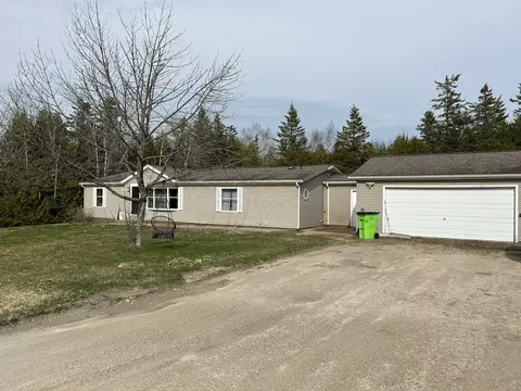 115 Sorrels Dr, St. Ignace, MI 49781
