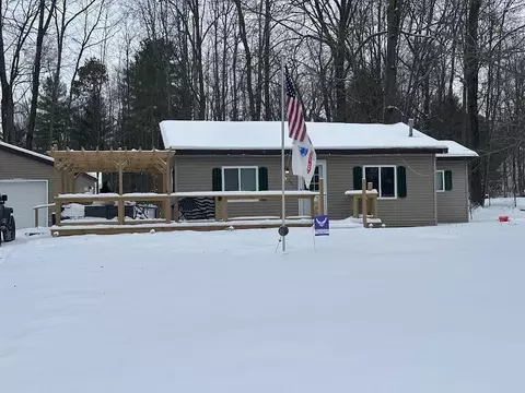 126 White Birch Drive Houghton Lake Mi 48629 Dr, Houghton Lake, MI 48629