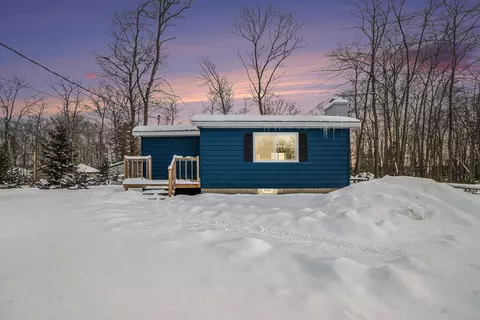 6417 Bear Lake Road Johannesburg Mi 49751 Rd, Johannesburg, MI 49751