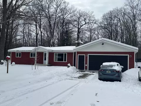 3356 N Marion St, Lewiston, MI 49756