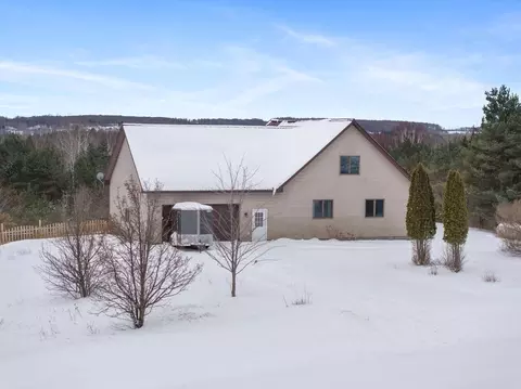 12345 Hebron Mail Route Cheboygan Mi 49721 Rte, Cheboygan, MI 49721