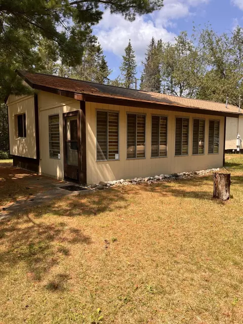 2835 N White Pine Drive Grayling Mi 49738 Dr, Grayling, MI 49738