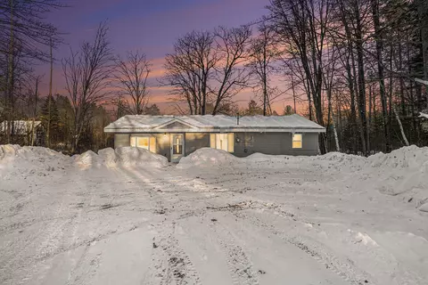 11245 Mcarthur Rd, Atlanta, MI 49709