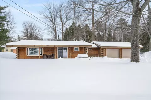 1011 Lynn Dr, Indian River, MI 49749