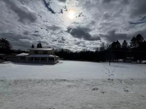 2686 E Rose City Road Lupton Mi 48635 Rd, Lupton, MI 48635