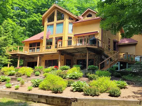 4596 Deer Park Circle Harbor Springs Mi 49740 Cir, Harbor Springs, MI 49740