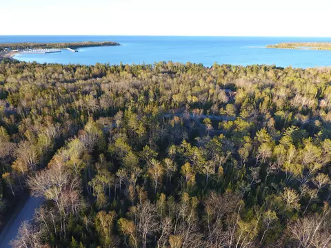 Wilderness Circle, Presque Isle, MI 49777