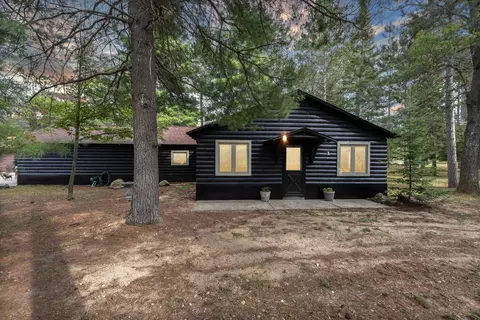 1880 Cherry Creek Trl, Grayling, MI 49738