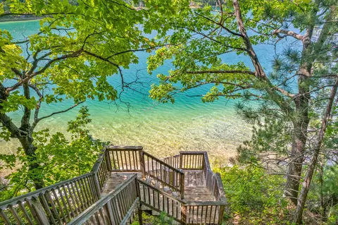1848 Lake Club Drive Gaylord Mi 49735 Dr, Gaylord, MI 49735
