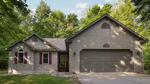 628 White Mtn, Gaylord, MI 49735