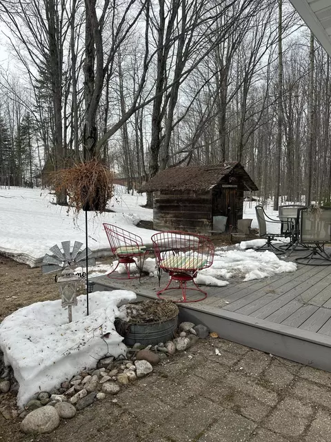 Exterior - 8576 O Rourke Rd, Vanderbilt, MI 49795 photo 6 of 8