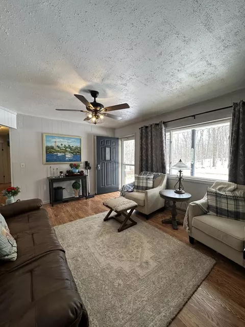 Living - 8576 O Rourke Rd, Vanderbilt, MI 49795 photo 2 of 4