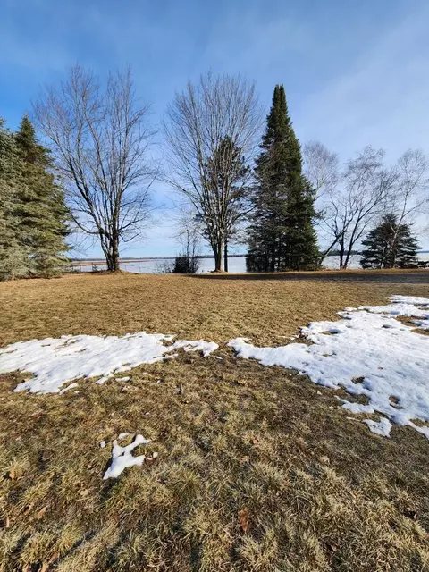 6021 Sunset Dr, Saint Helen, MI 48656