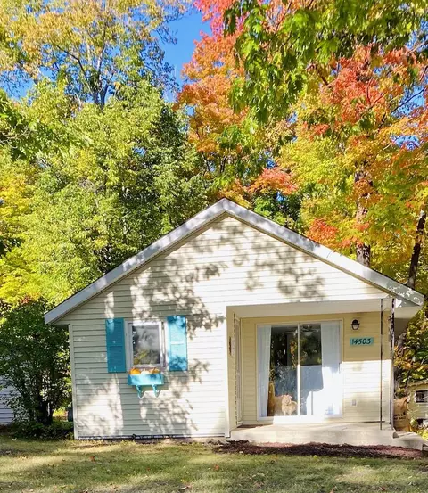 14503 Parallel Ave, Alpena, MI 49707
