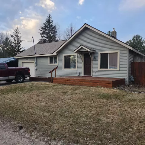 9957 Oakwood Ct, Saint Helen, MI 48656
