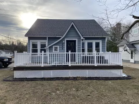 405 Evergreen St, Rogers City, MI 49779