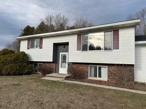 173 Mason St, Alpena, MI 49707
