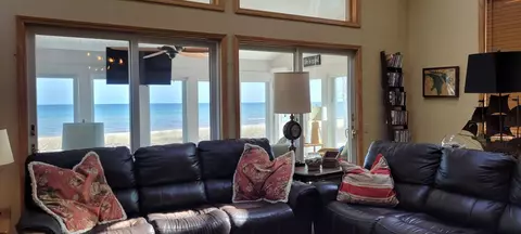Living - 14711 Hemlock Ln, Ocqueoc, MI 49759 photo 7 of 15