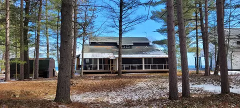 14711 Hemlock Ln, Ocqueoc, MI 49759