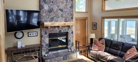 Living - 14711 Hemlock Ln, Ocqueoc, MI 49759 photo 9 of 15