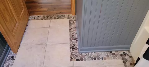 Entry Way - 14711 Hemlock Ln, Ocqueoc, MI 49759 photo 4 of 8