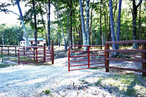 1289 Service Rd, Indian River, MI 49749 photo 1