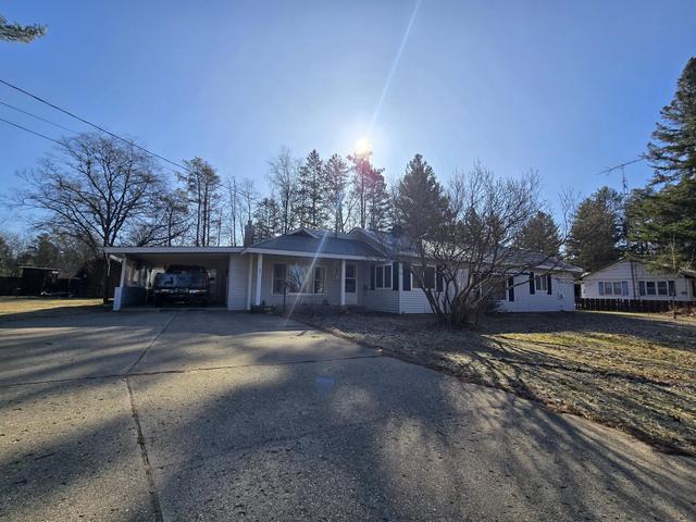 201 Nolan St, Mio, MI 48647 | MLS# 201833801 | 50 Photos - Movoto