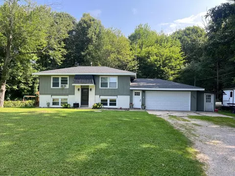 1705 S Harrison Avenue Harrison Mi 48625 Ave, Harrison, MI 48625