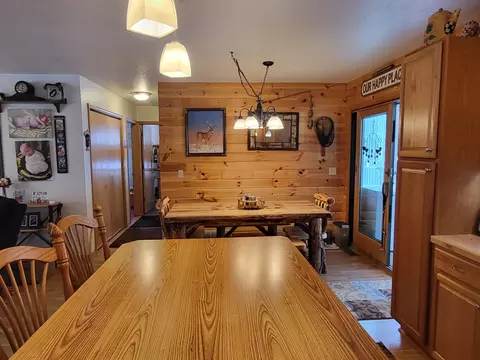 Dining - 1337 Eagle Point Rd, Grayling, MI 49738 photo 1 of 2
