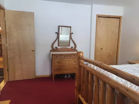 Bedroom - 1337 Eagle Point Rd, Grayling, MI 49738 photo 9 of 9