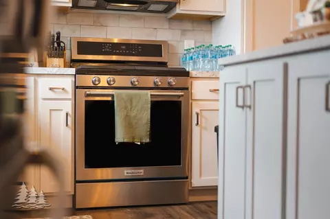 Kitchen - 3211 Jenson St, Lewiston, MI 49756 photo 5 of 12