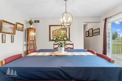 Dining - 3211 Jenson St, Lewiston, MI 49756 photo 5 of 7