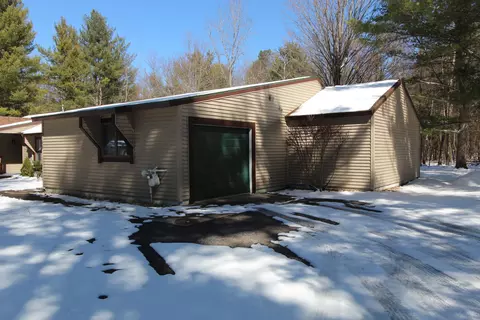 2189 Viking Way Grayling Mi 49738 Way, Grayling, MI 49738 photo 3