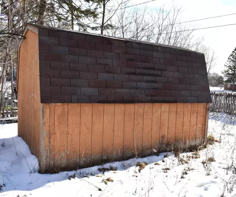 222 N E St, Cheboygan, MI 49721 photo 7