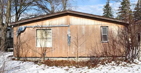 222 N E St, Cheboygan, MI 49721 photo 5