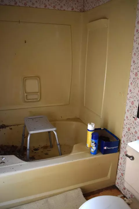 222 N E St, Cheboygan, MI 49721 photo 20
