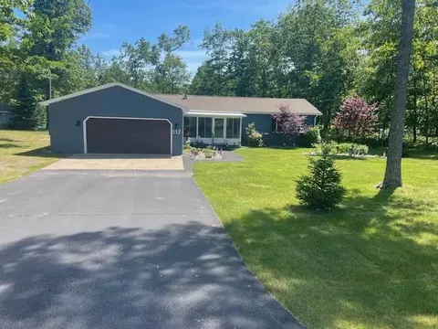 117 Valencia Dr, Roscommon, MI 48653