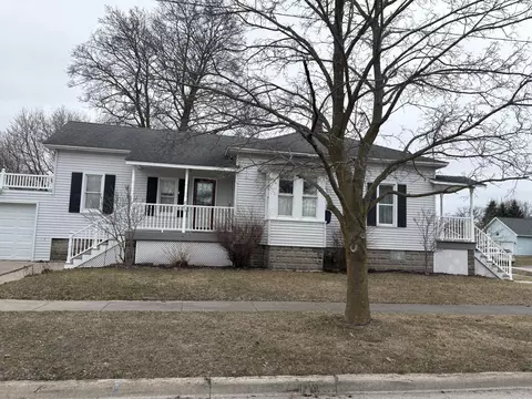 803 S Fourth Avenue Alpena Mi 49707 Ave, Alpena, MI 49707