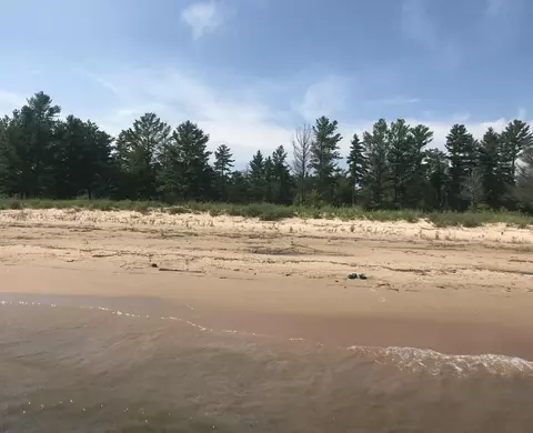 Us 2, Naubinway, MI 49762