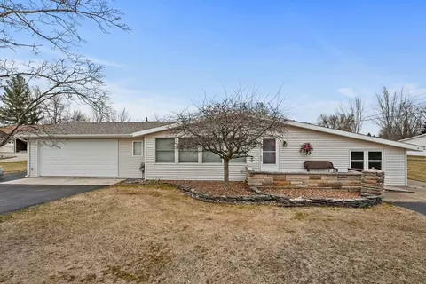 783 Iroquois Ave, Prudenville, MI 48651