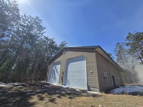 Exterior - 1905 N Mt Tom Road Mio Mi 48647 Rd, Mio, MI 48647 photo 17 of 53