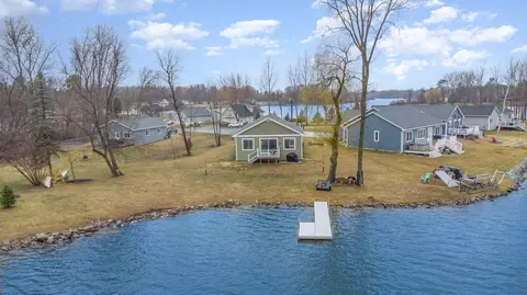 237 Lakeview Ct, Beaverton, MI 48612 photo 3