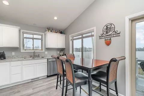 237 Lakeview Ct, Beaverton, MI 48612 photo 11