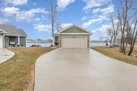 237 Lakeview Ct, Beaverton, MI 48612 photo 7