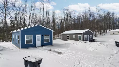 635 Gazelle St, Gaylord, MI 49735