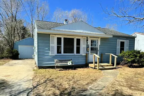 398 First St, Oscoda, MI 48750